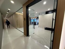 Chevron House (D1), Office #613751601